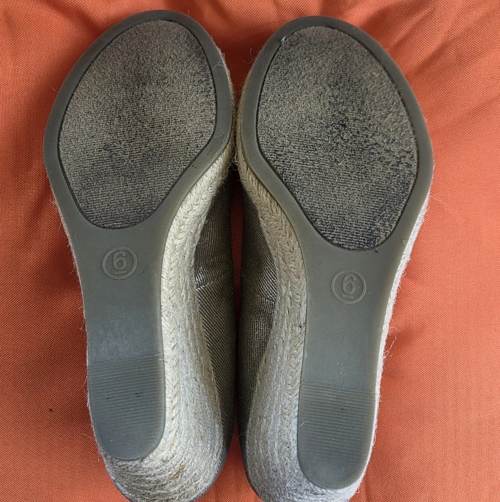 Jones Studio Gold and Silver Espadrilles Comfortable Slip-On Shoes